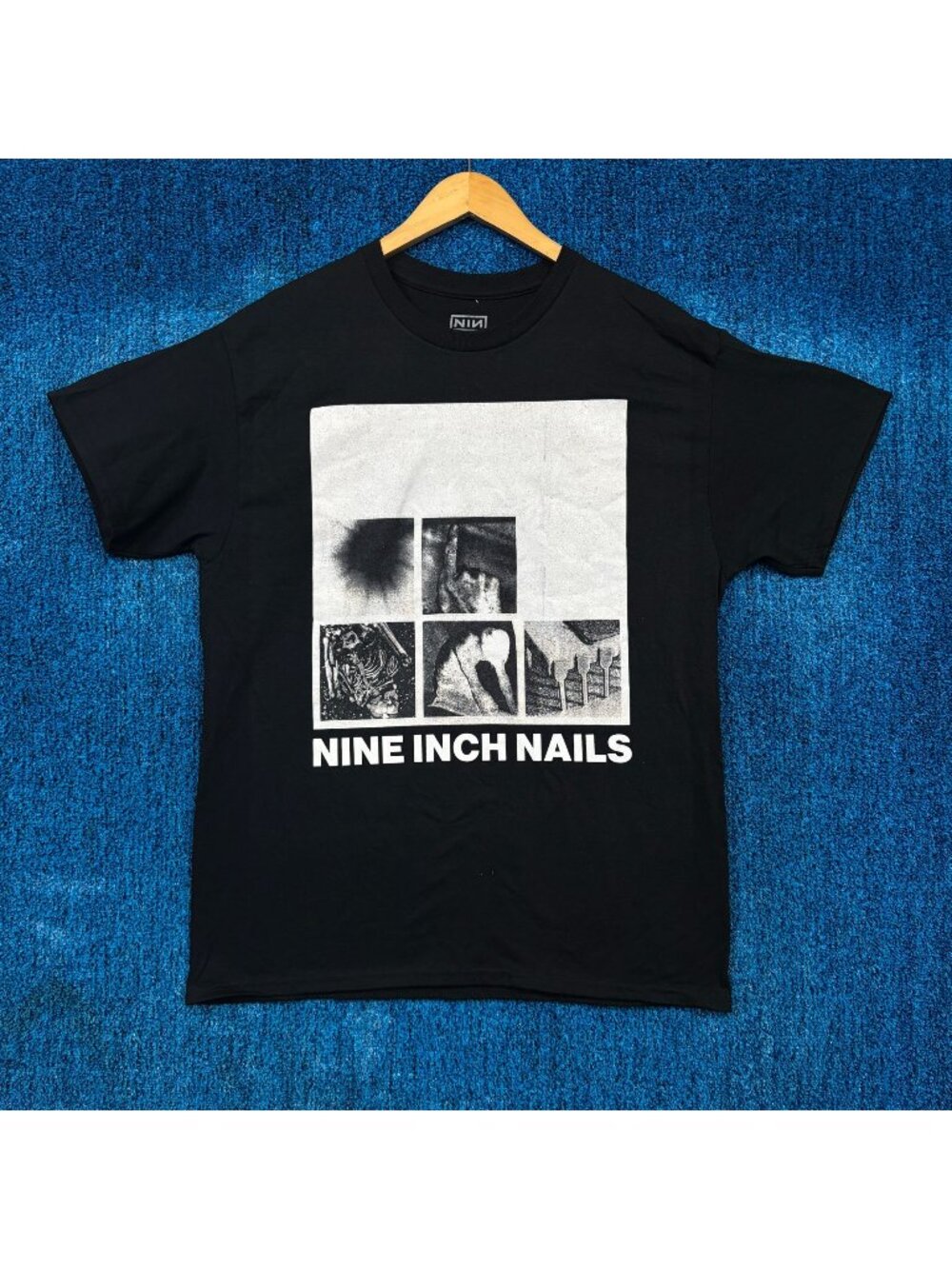 Nine Inch Nails Rock T-Shirt Size Large